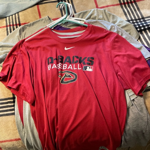 Numerous Nike baseball shirts MLB/College - Picture 3 of 7